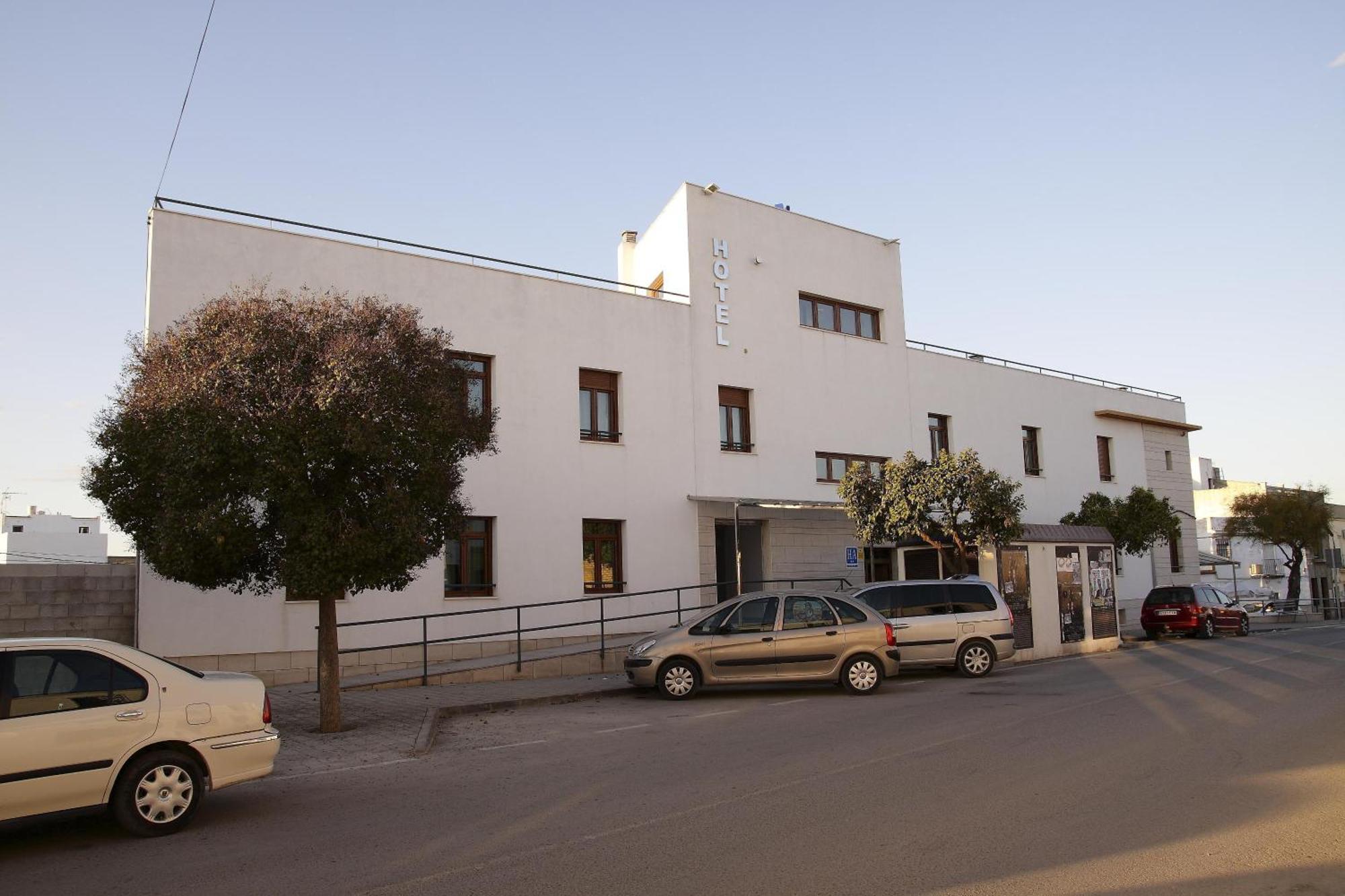 Hotel Albanta La Lantejuela Exterior foto